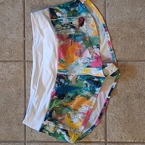 Size 10 lululemon speed shorts 2.5" inseam